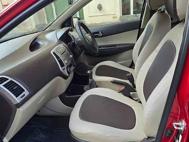 Used Hyundai i20 [2010-2012] Magna 1.2 in Thane