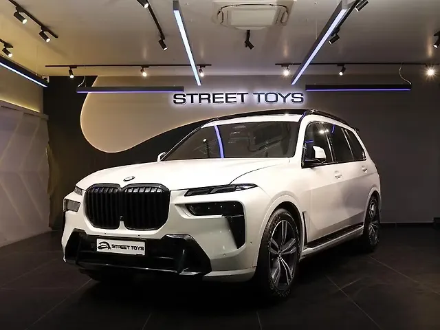 Used BMW X7 [2019-2023] xDrive40i M Sport (Petrol) in Ahmedabad
