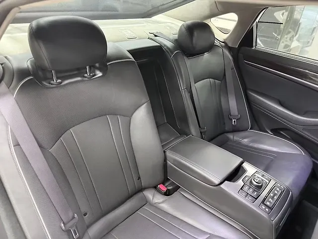 Used Hyundai Genesis 3.8 in Chennai