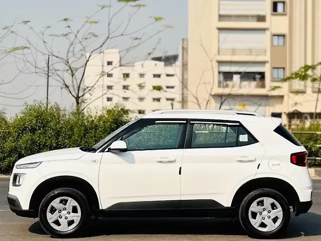Used Hyundai Venue [2022-2023] S 1.2 Petrol in Surat