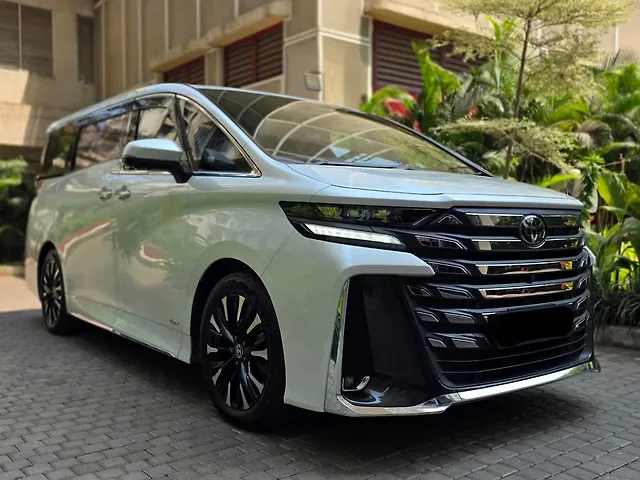 Used Toyota Vellfire VIP – Executive Lounge Hybrid (Electric + Petrol) Automatic in Mumbai