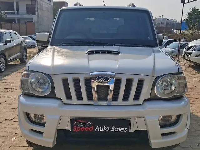 Used 2013 Mahindra Scorpio in Lucknow