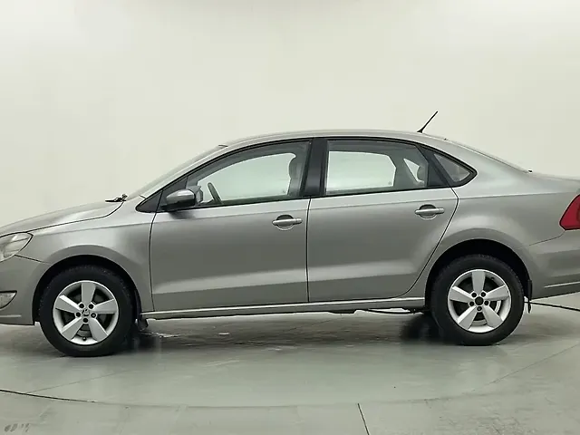 Used Skoda Rapid [2015-2016] 1.5 TDI CR Style Plus AT in Mumbai