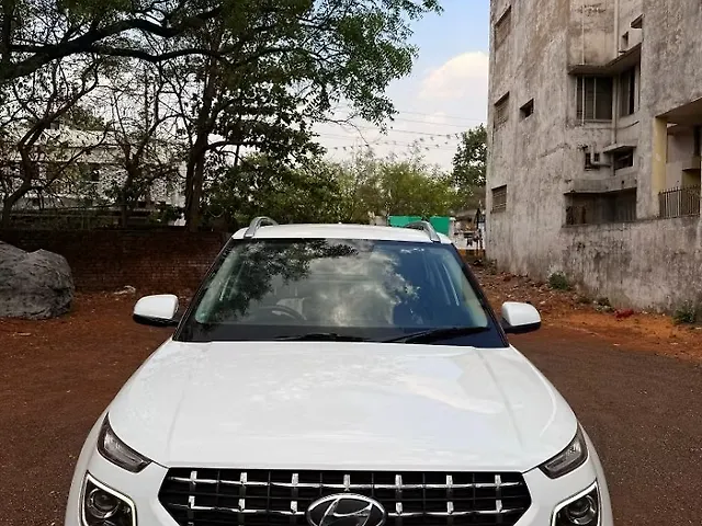 Used 2022 Hyundai Venue in Raipur Used 2022 Hyundai Venue in Raipur
