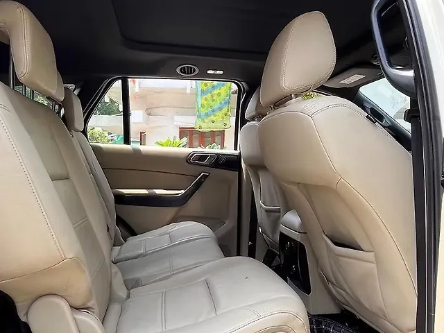 Used Ford Endeavour Titanium 2.0 4x2 AT in Nagpur