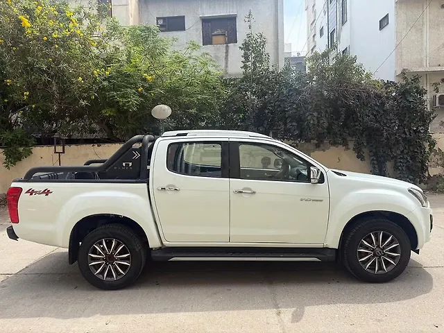 66 Second Hand Isuzu Cars in India, Used Isuzu Cars for Sale