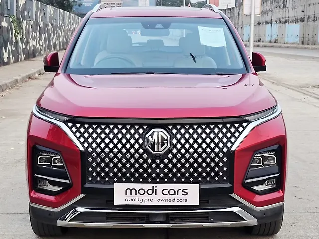 Used 2025 MG Hector in Mumbai