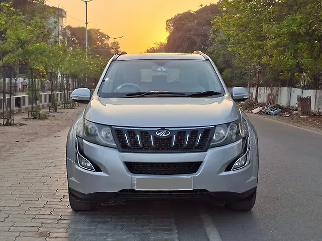 Used 2017 Mahindra XUV500 in Kanpur