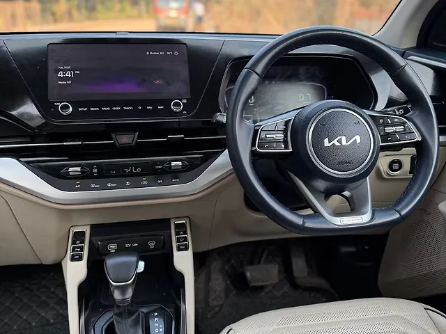 Used Kia Carens [2023-2024] Luxury (O)1.5 Turbo Petrol DCT 7 STR [2023-2024] in Mumbai