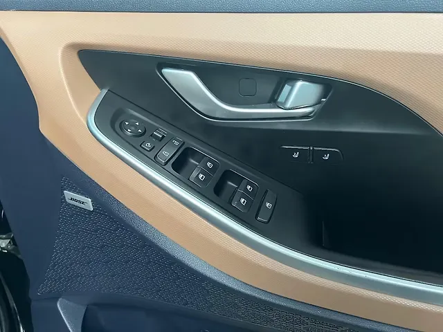 Used Hyundai Alcazar Signature 1.5 Petrol DCT 7STR [2024-2025] in Kolkata