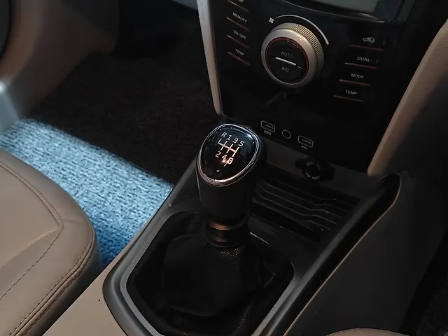 Used Mahindra XUV300 [2019-2024] W8 (O) 1.5 Diesel in Ahmedabad