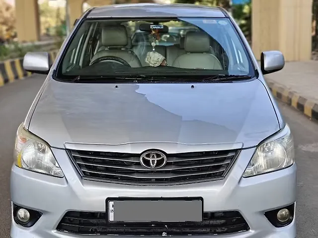 Used 2013 Toyota Innova in Mumbai