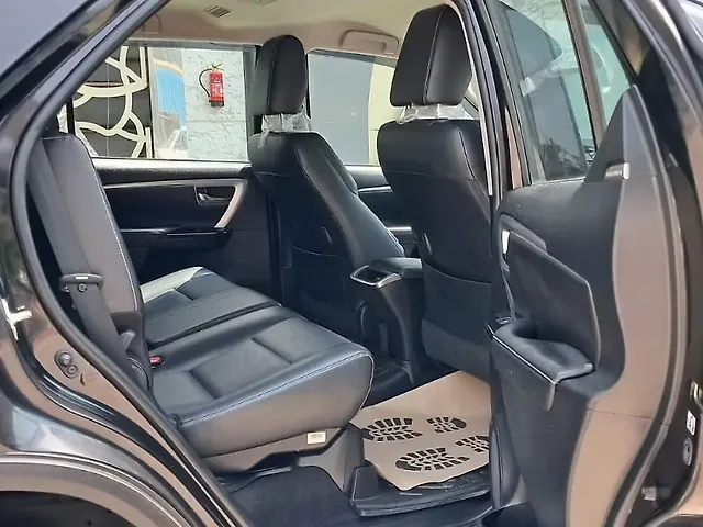 Used Toyota Fortuner 4x2 2WD Diesel 2.8L Turbo Automatic in Delhi