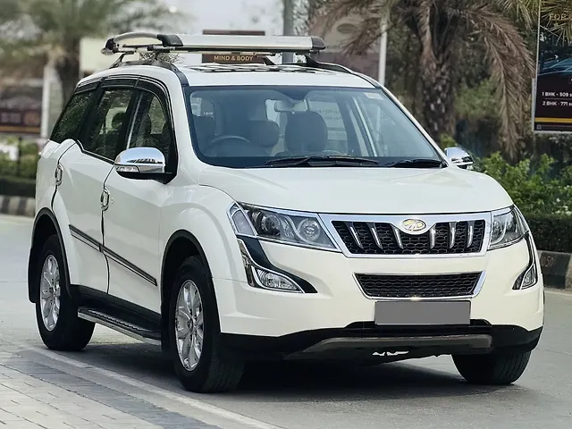 Used Mahindra XUV500 [2015-2018] W10 AWD AT in Thane