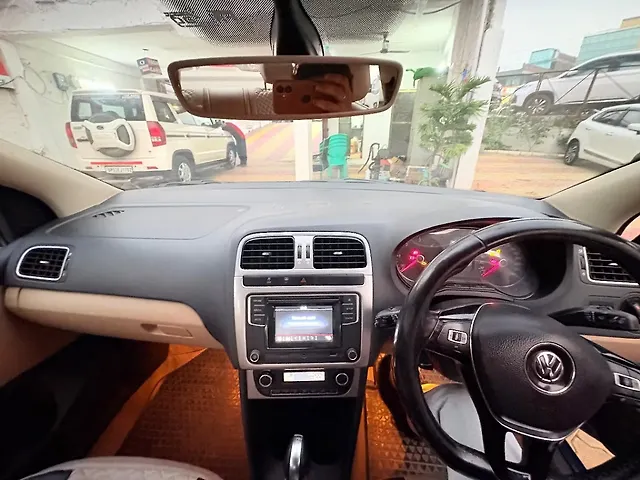 Used Volkswagen Ameo Highline Plus 1.5L AT (D)16 Alloy in Gorakhpur