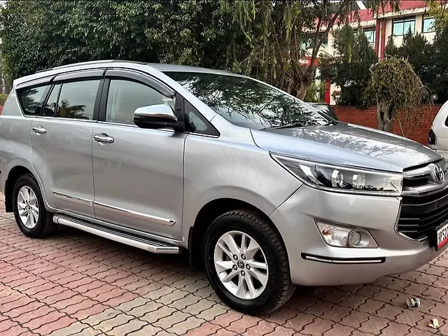 Used Toyota Innova Crysta [2016-2020] 2.4 V Diesel in Chandigarh