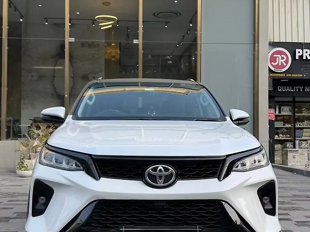 Used 2024 Toyota Fortuner in Indore Used 2024 Toyota Fortuner in Indore