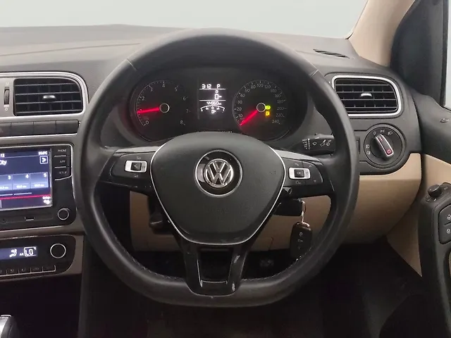 Used Volkswagen Vento Highline Plus 1.2 (P) AT in Pune Used Volkswagen Vento Highline Plus 1.2 (P) AT in Pune