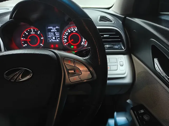 Used Mahindra XUV300 [2019-2024] W8 (O) 1.5 Diesel [2020] in Ahmedabad