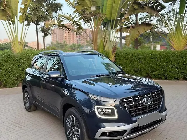 Used 2021 Hyundai Venue in Surat