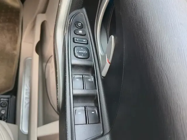 Used Mahindra XUV500 [2015-2018] W10 AWD in Thane