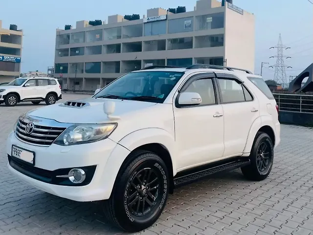 Used Toyota Fortuner [2012-2016] 3.0 4x2 AT in Chandigarh