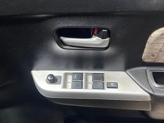 Used Maruti Suzuki Wagon R 1.0 [2014-2019] VXI in Surat