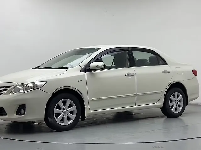 Used 2013 Toyota Corolla Altis in Gurgaon