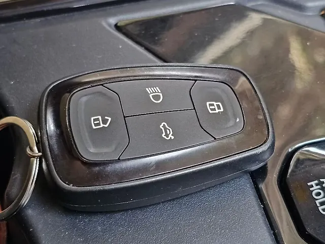 Used Tata Safari [2021-2023] XZ Plus 6 S New in Mumbai