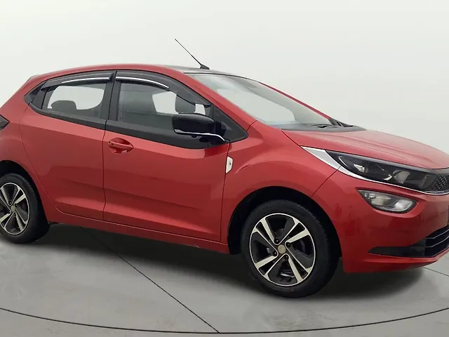 Used 2022 Tata Altroz in Bangalore