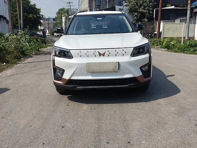 Used Mahindra XUV400 EL 39.4 KWH in Rudrapur