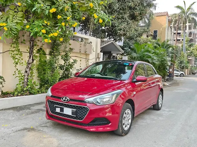 Used 2014 Hyundai i20 in Nagpur