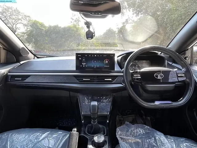 Used Tata Nexon Fearless Plus (S) 1.2 Petrol 6MT Dual Tone [2023-2025] in Delhi