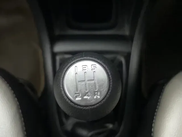 Used Maruti Suzuki Swift [2011-2014] VXi in Pune