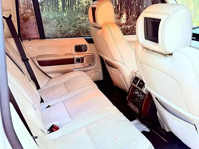Used Land Rover Range Rover [2010-2012] 4.4 V8 SE Diesel in Dehradun