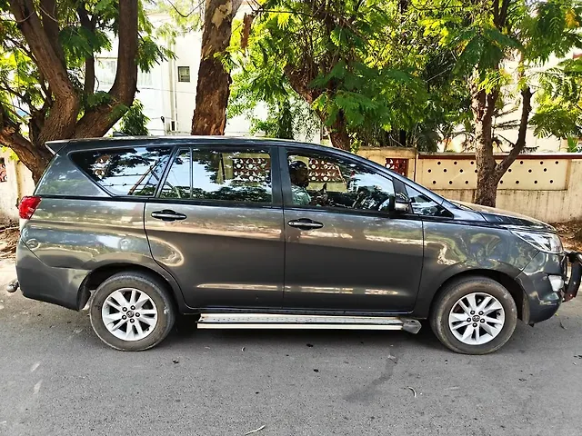 Used Toyota Innova Crysta [2016-2020] 2.4 G 7 STR [2016-2017] in Raipur