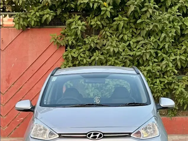 Used 2015 Hyundai Grand i10 in Surat