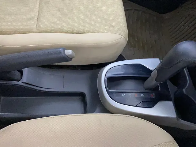Used Honda Jazz [2015-2018] V AT Petrol in Mumbai