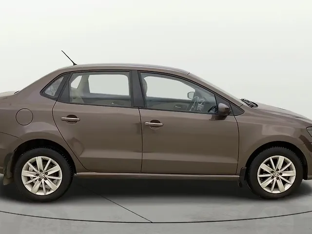 Used Volkswagen Ameo Highline Plus 1.5L AT (D)16 Alloy in Thane