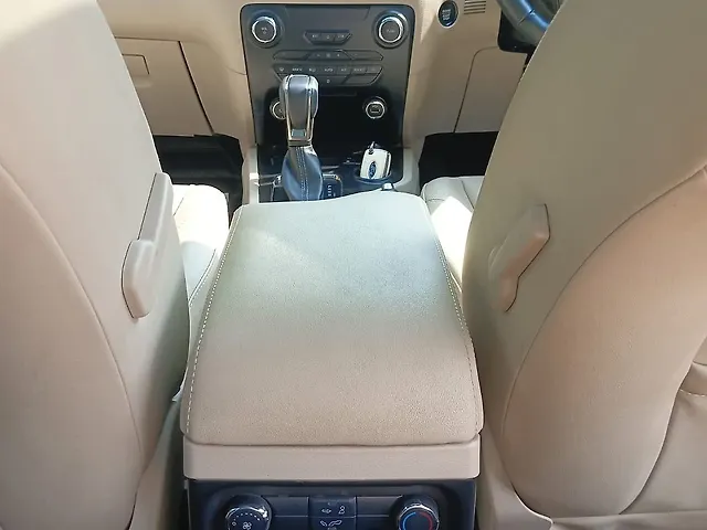 Used Ford Endeavour [2016-2019] Titanium 2.2 4x2 AT in Bangalore