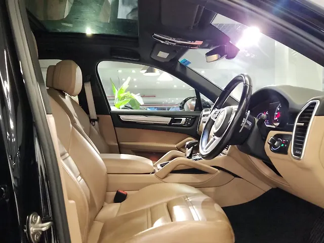 Used Porsche Cayenne Base [2020-2023] in Mumbai