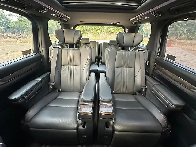 Used Toyota Vellfire [2020-2023] Hybrid in Mumbai
