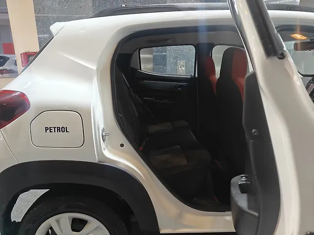 Used Renault Kwid [2022-2023] RXT 1.0 AMT in Ahmedabad