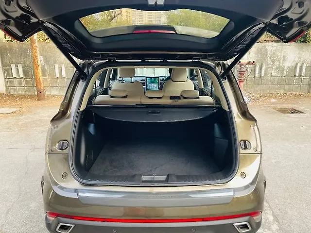 Used MG Hector [2023-2025] Sharp Pro 1.5 Turbo Petrol  CVT [2023] in Mumbai