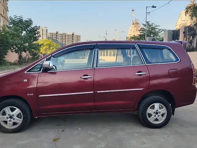 Used Toyota Innova [2005-2009] 2.5 V 7 STR in Vadodara