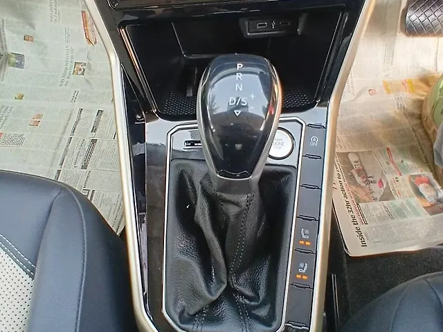 Used Volkswagen Virtus Topline 1.0 TSI AT in Mumbai