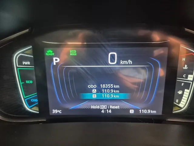 Used Toyota Urban Cruiser Hyryder V Hybrid [2023-2025] in Mumbai