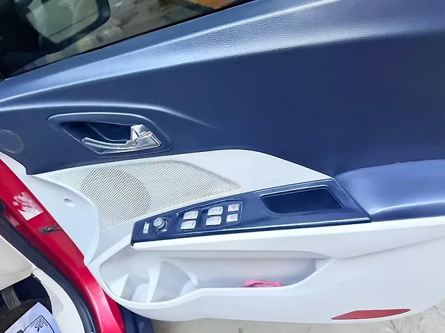 Used Mahindra XUV300 [2019-2024] W8 (O) 1.5 Diesel [2020] in Hyderabad