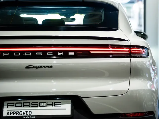 Used Porsche Cayenne Coupe Base in Mumbai