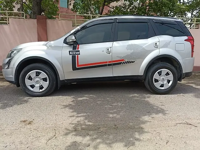 Used Mahindra XUV500 [2015-2018] W6 1.99 in Lucknow